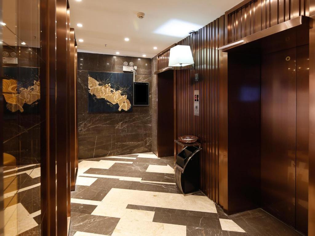 Insail Hotels Guangzhou Exteriör bild